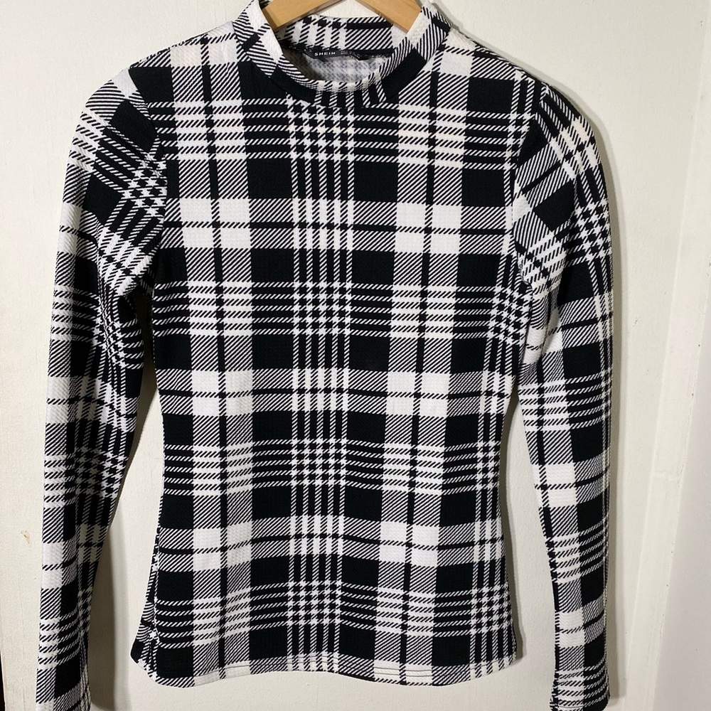 SHEIN Womens Top Black and White Houndstooth Fitted Contrast Plaid Blouse Size S